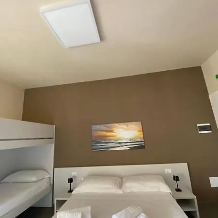 L'isola Felice Bed & Breakfast